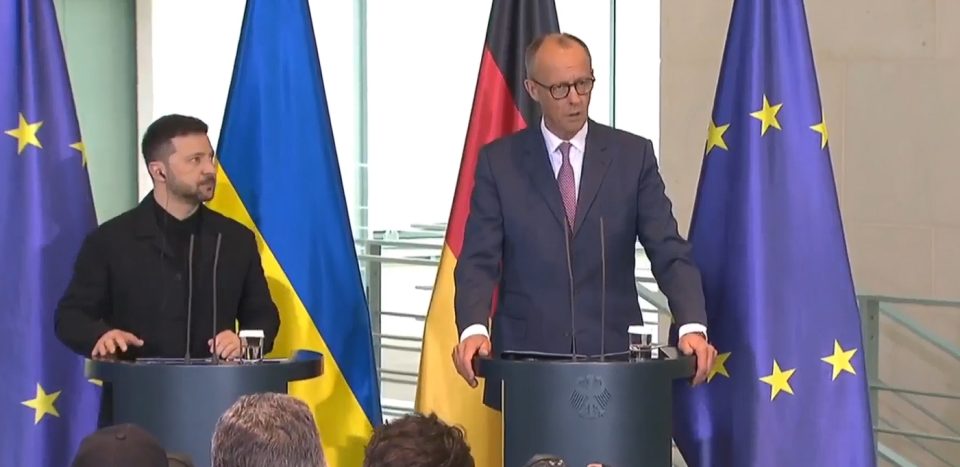 Германија и Украина потпишаа декларација за финансирање на производство на оружје со долг дострел во Украина