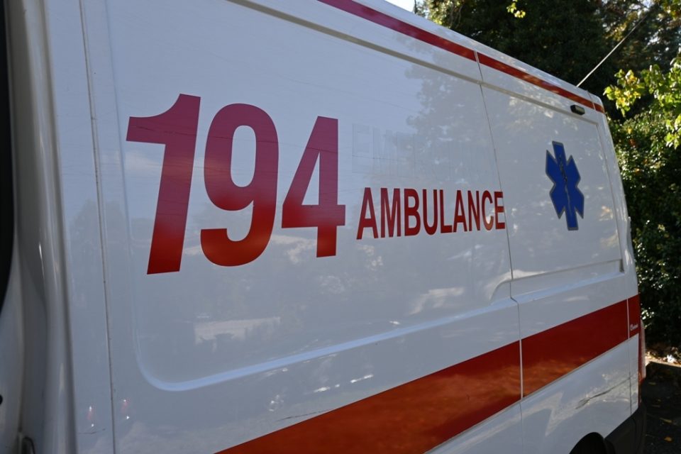 19 годишник тешко повреден во сообраќајка кај Соборна