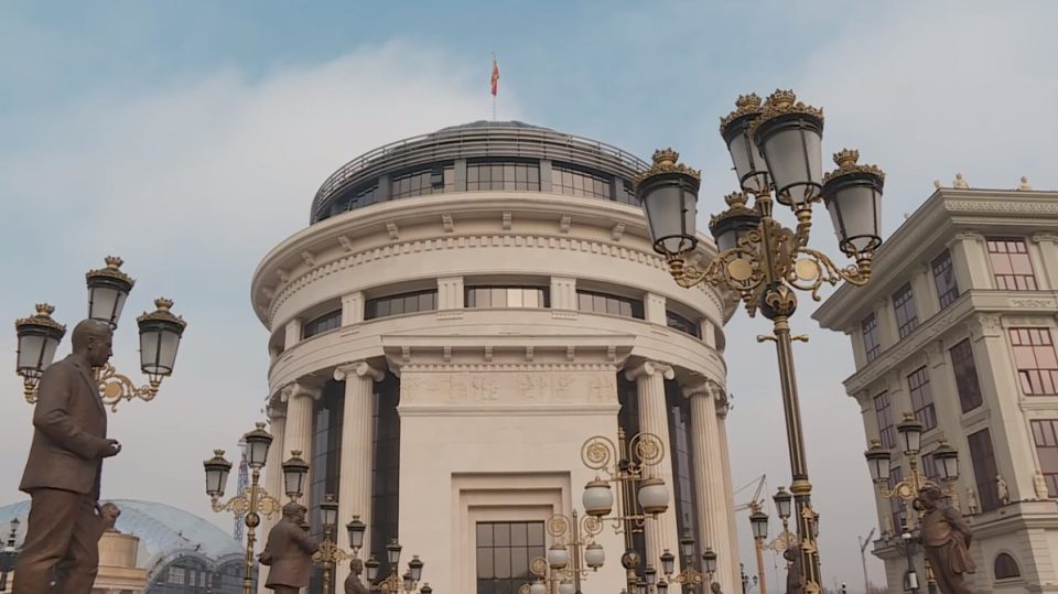 Коцевски: За десетина дена треба да заврши истрагата за случајот во Кочани, распрашани над 300 лица