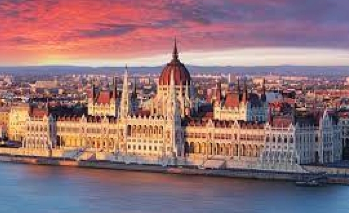 Партијата на Орбан предложи закон против странско финансирање на организации