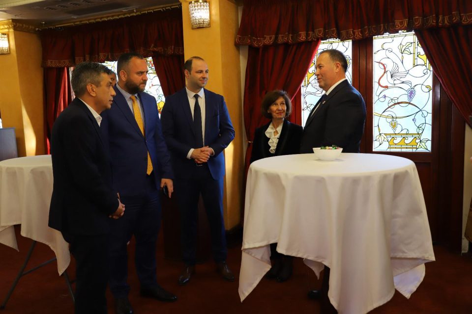 Мисајловски: Соработката меѓу Министерството за одбрана, Армијата и Црвениот крст продолжува да расте